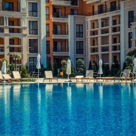 Apartment In Prestige Fort Beach Sveti Vlas Eksteriør billede