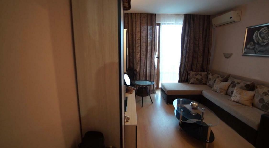Apartment In Prestige Fort Beach Sveti Vlas Eksteriør billede