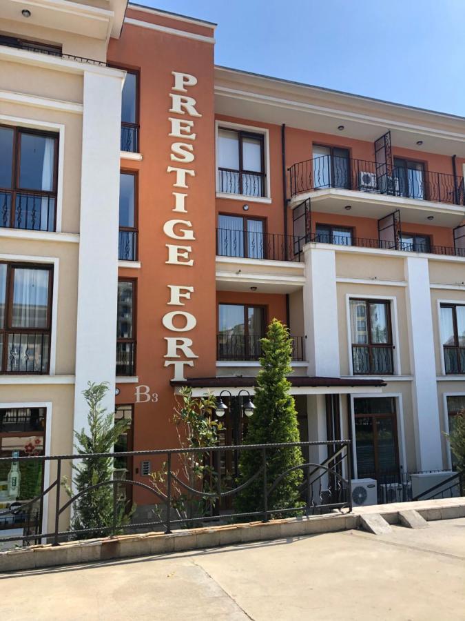 Apartment In Prestige Fort Beach Sveti Vlas Eksteriør billede